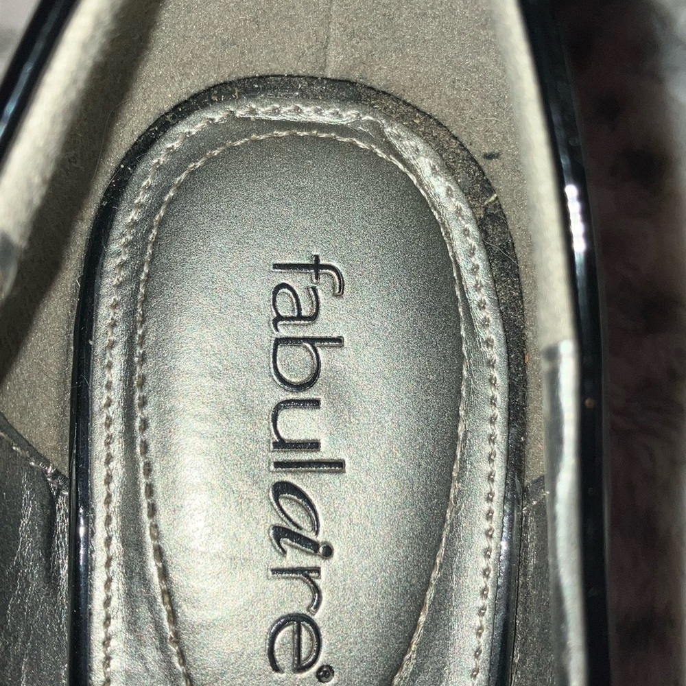 Shoes - Picture 3 of 5